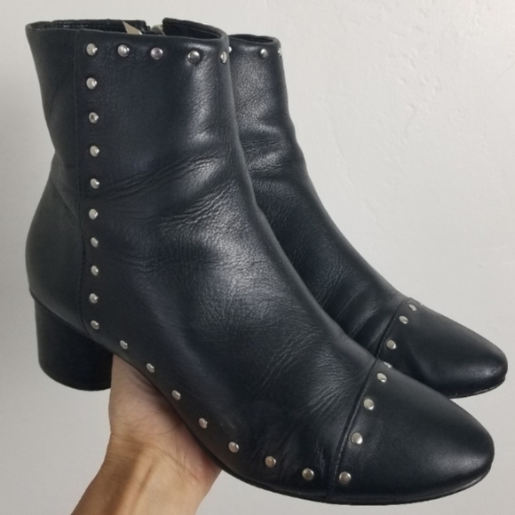 🔥OVER $100 OFF!!🔥8.5 REBECCA MINKOFF ISLEY BLACK CAP TOE 2" HEEL STUDDED BOOTS - Picture 2 of 6